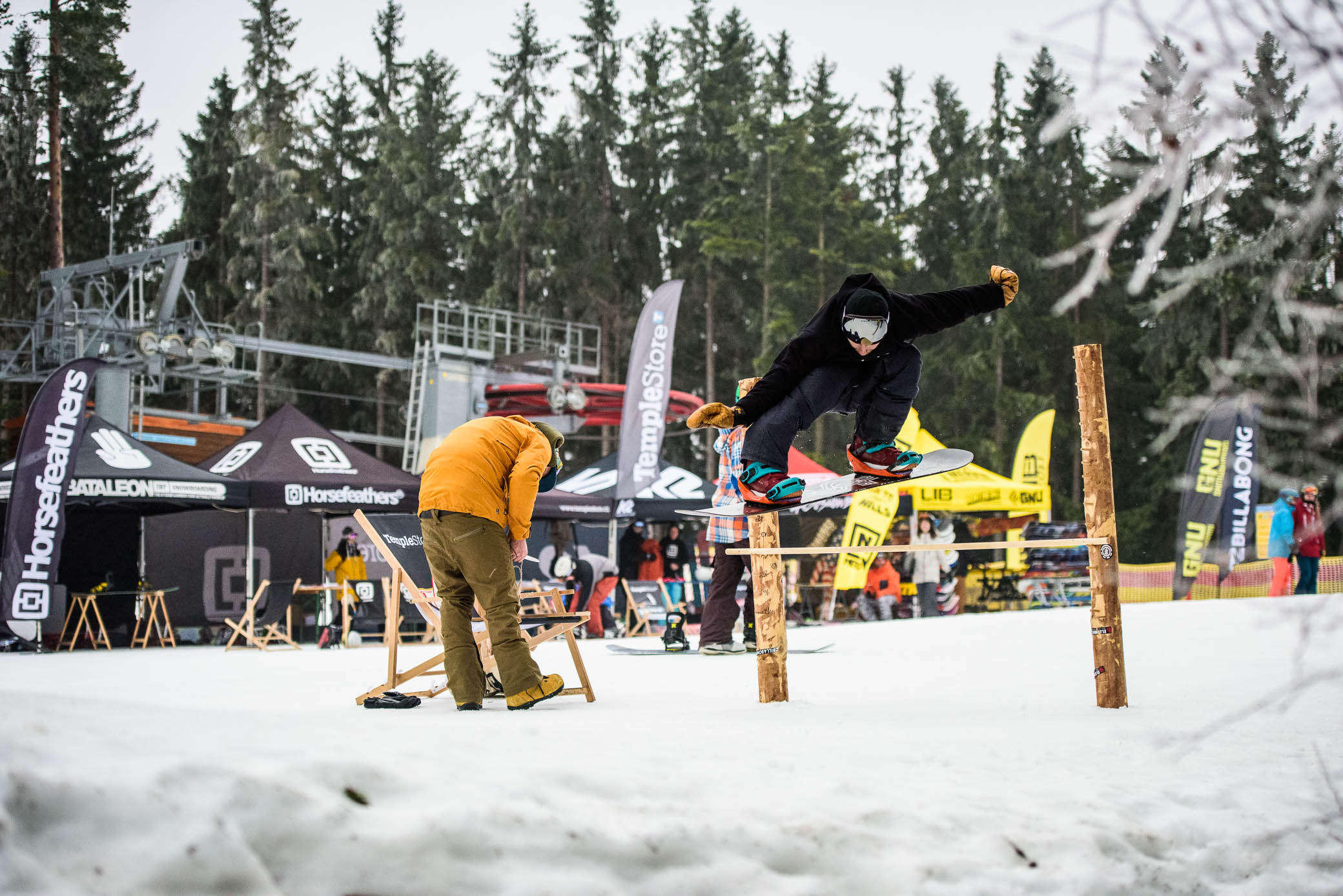 Temple Snowboard Days